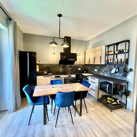 3 Pieces De Reve A Menton Apartment Luaran gambar