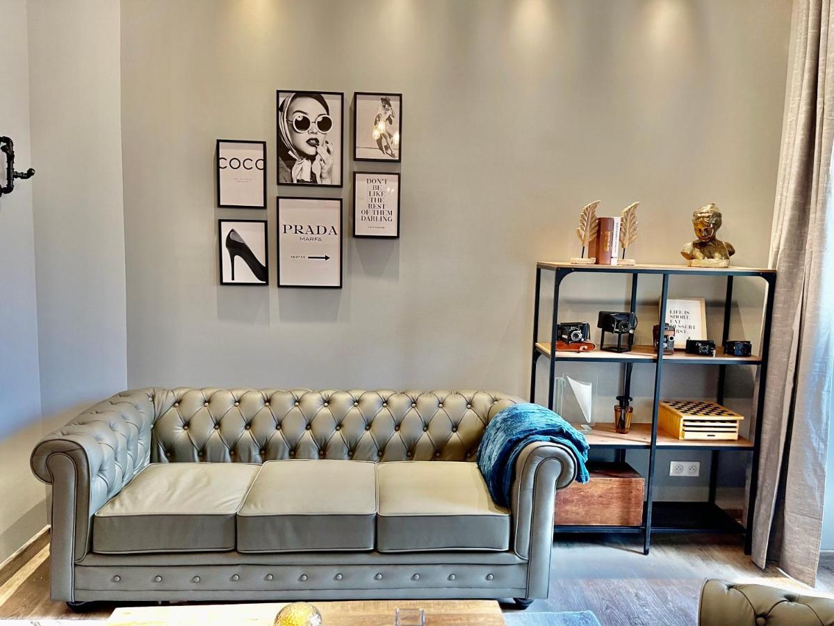 3 Pieces De Reve A Menton Apartment Luaran gambar